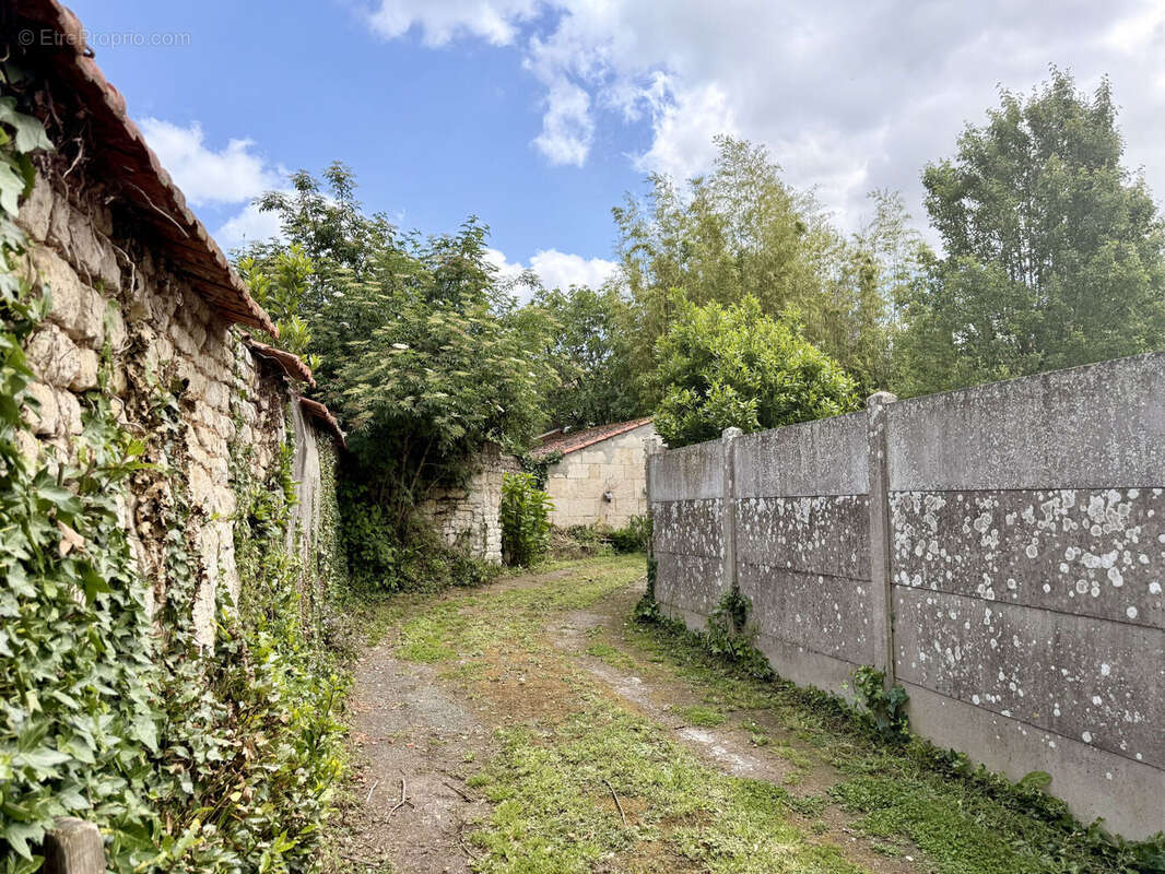 Photo 9 - Appartement à FONTENAY-LE-COMTE