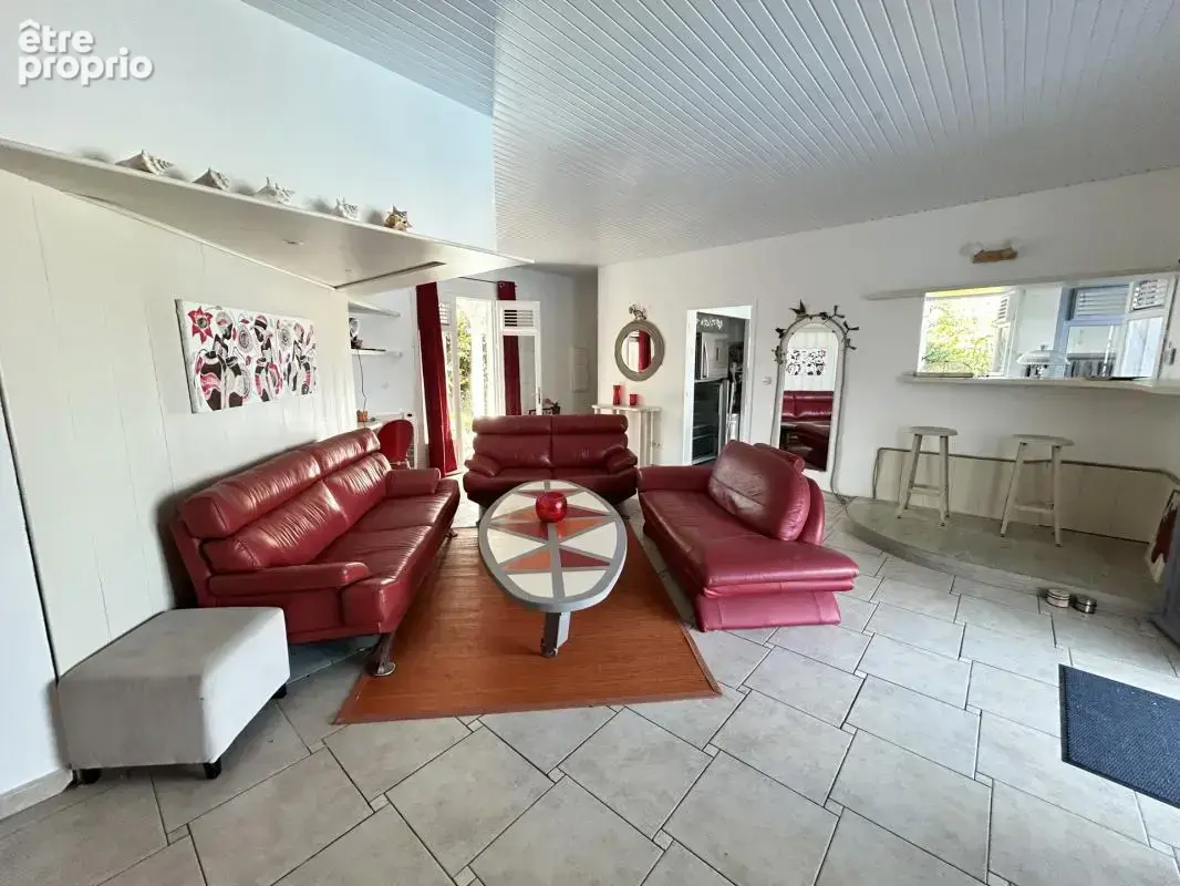 Cession parts totales sci – villa f4 + dépendance + piscine - photo 5