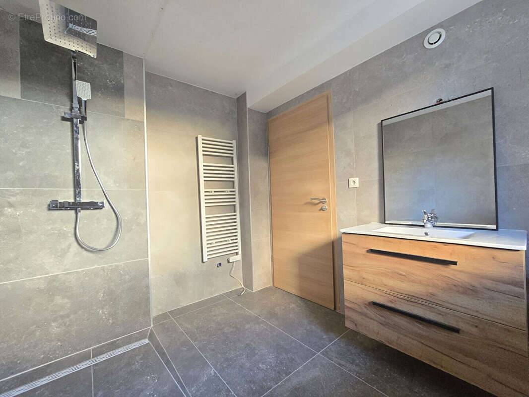 Appartement à DOMMARTIN