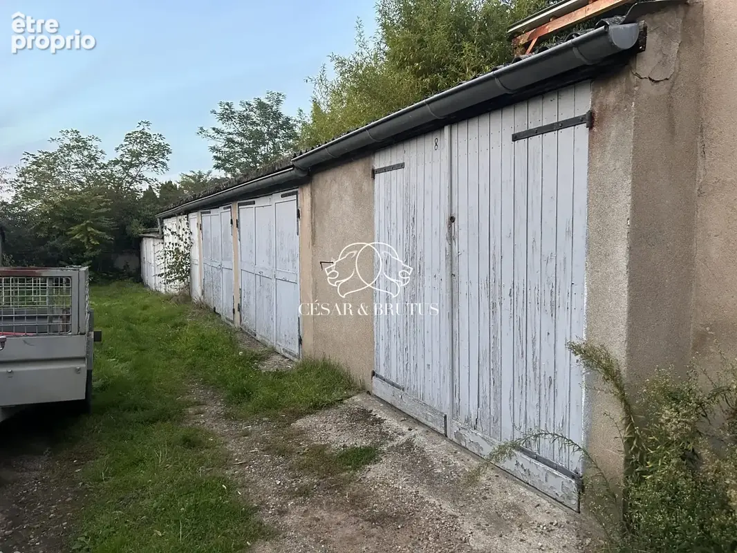 Parking à ROANNE