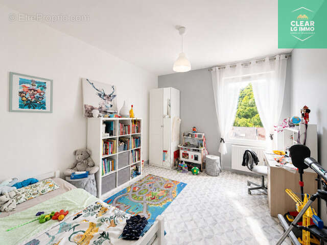Maisonavec  4 chambres, jardin - photo 9