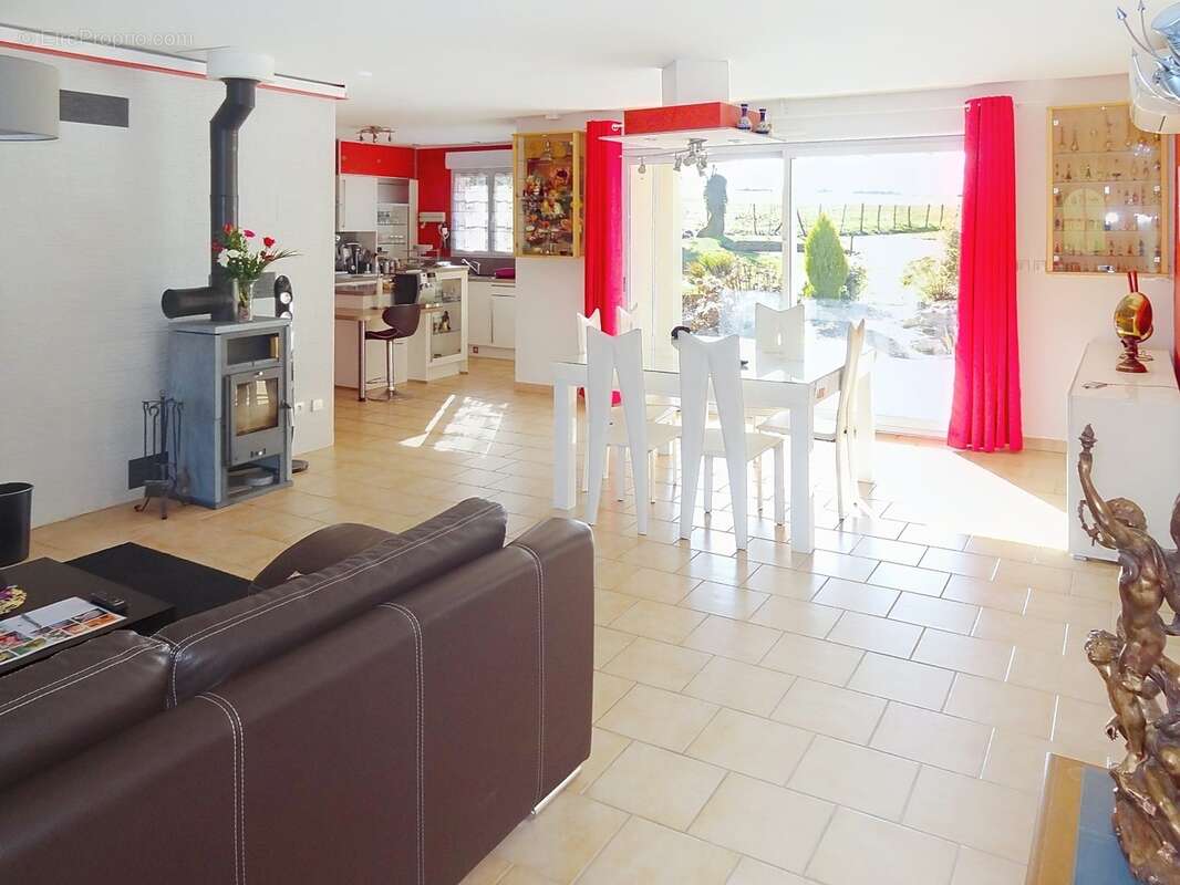 Maison familiale 4 chambres – Très bon état – Économe en énergie/Géothermie – Diconne (71330) - photo 15