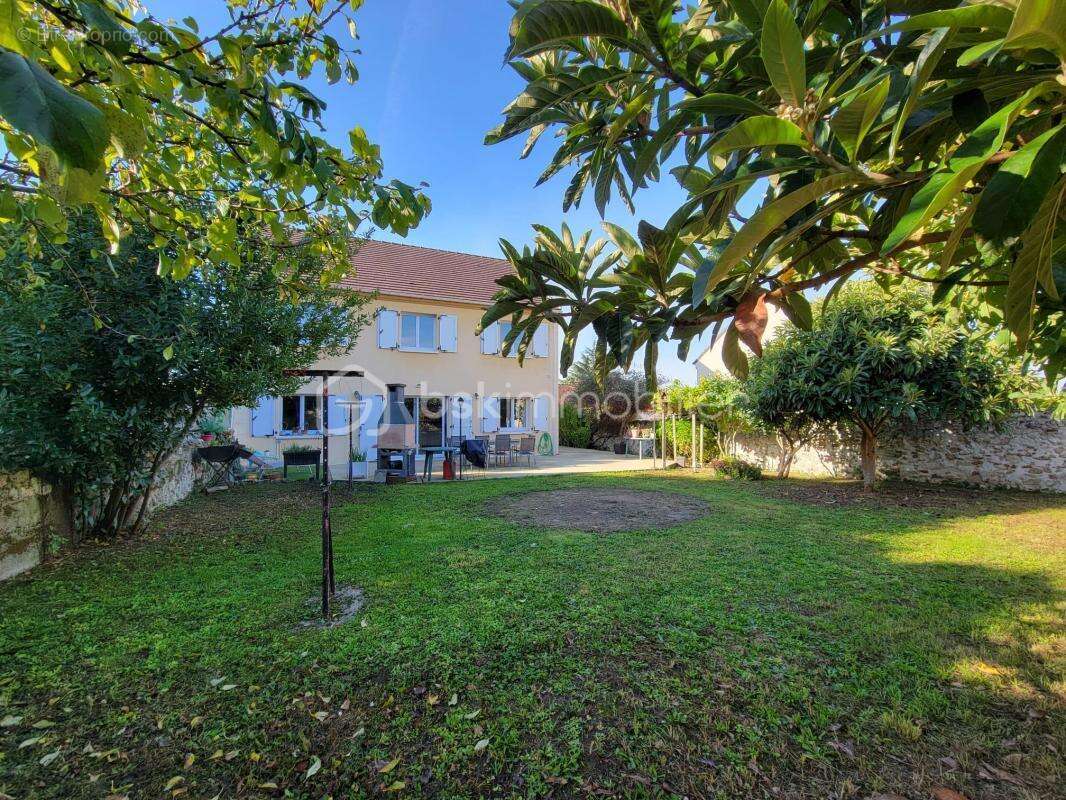 Maison à MAREUIL-LES-MEAUX