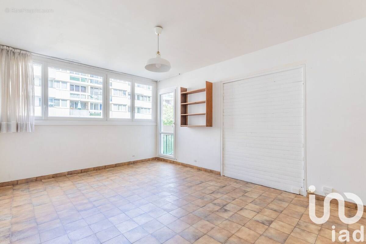 Photo 1 - Appartement à LES ULIS