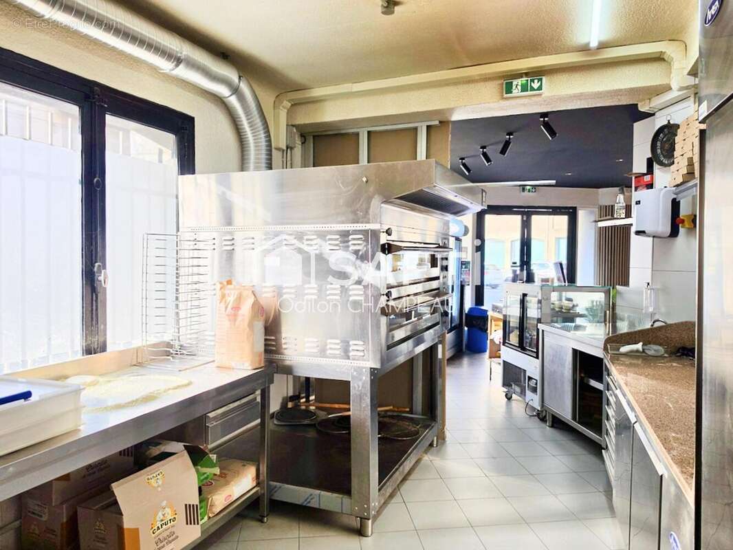 Commerce 84 m² à Perpignan  - photo 5