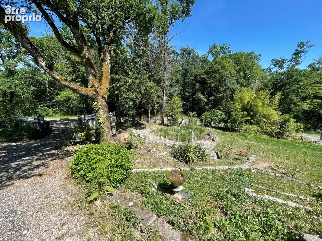Maison de caractère avec piscine sur terrain arboré de 2452 m² JUGEALS NAZARETH (19) - photo 19