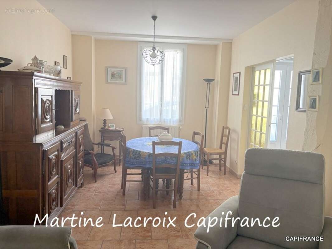 Dpt SARTHE (72), à vendre VIBRAYE - MAISON DE VILLE  P7 de 125 m² - Terrain de 850M² - photo 9