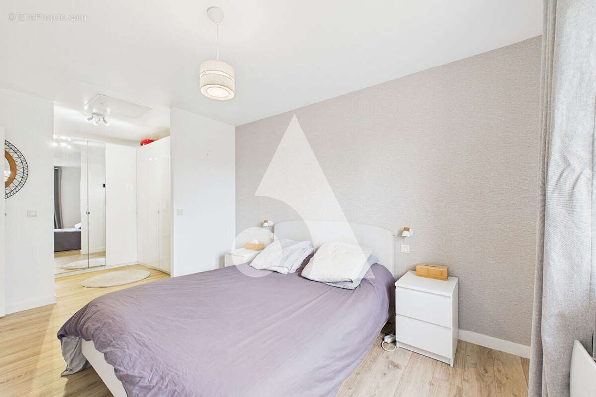 Maison familiale avec logement indépendant - La Roche-sur-Yon 260 m² habitable - photo 7