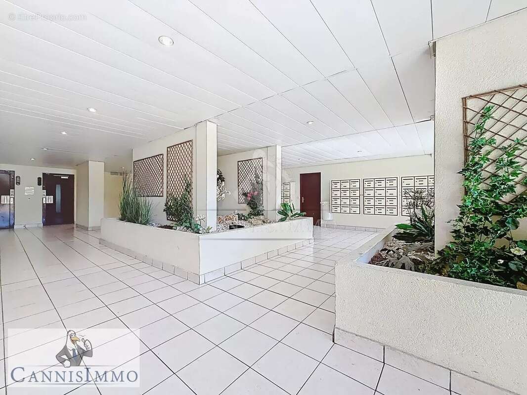 Appartement à LE CANNET