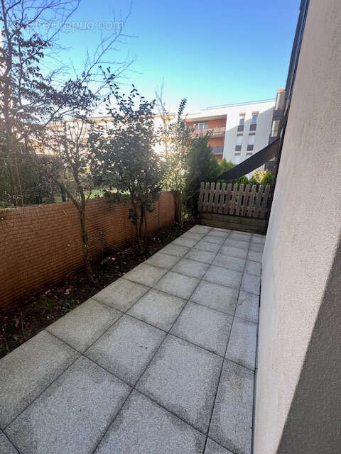 Appartement à MEYZIEU
