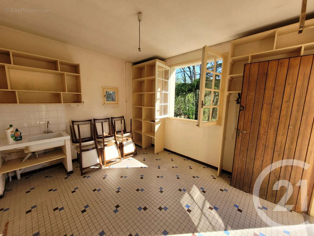 Maison à MONTANS