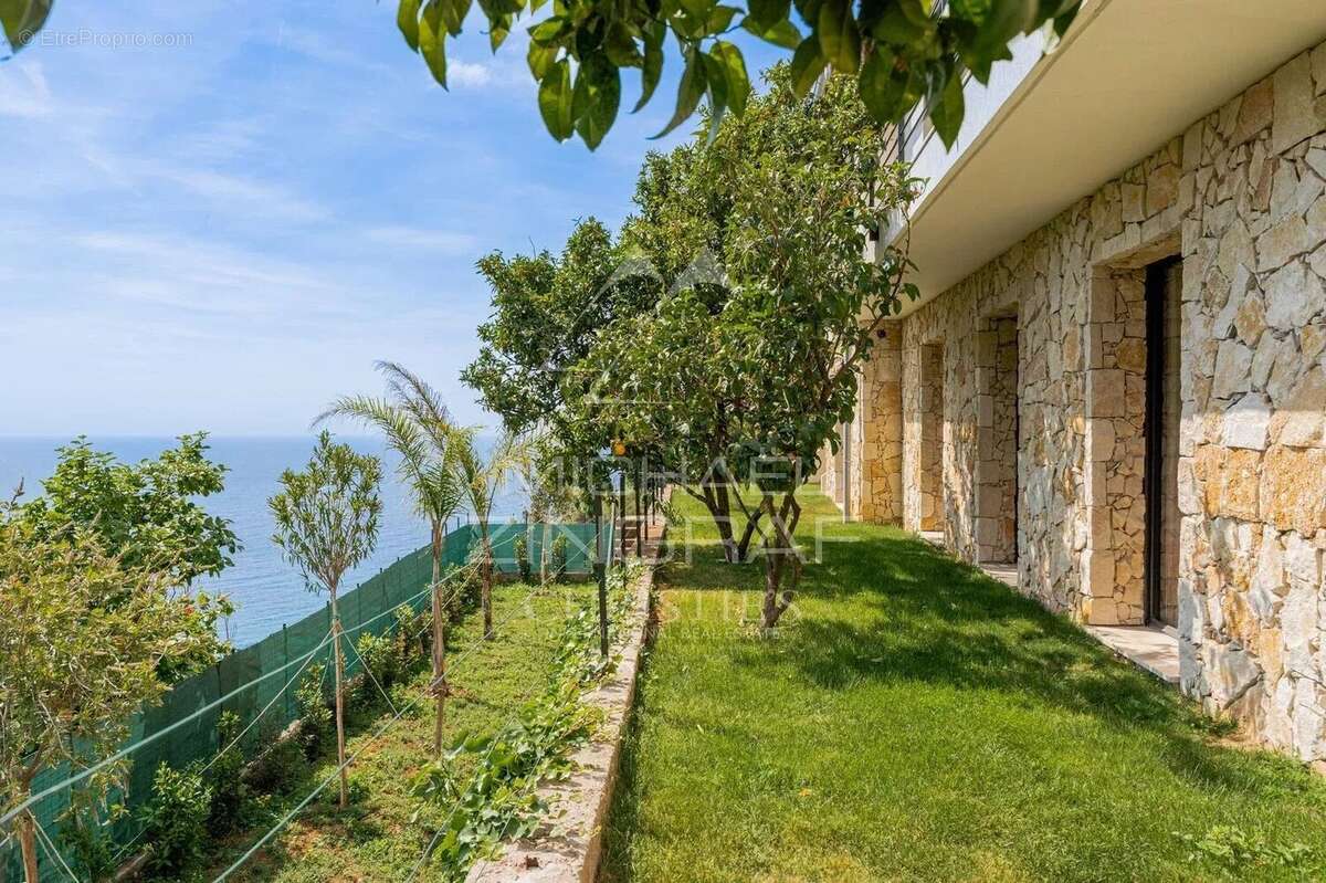 Maison à ROQUEBRUNE-CAP-MARTIN
