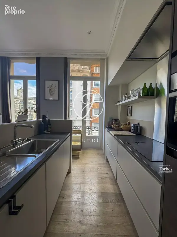 Lille - HYPER CENTRE  - Appartement - 4 pièces - 88m² - 3 chambres - Petite copropriété - photo 14