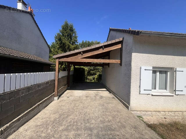 Maison 4 chambres - garage - terrain - photo 8