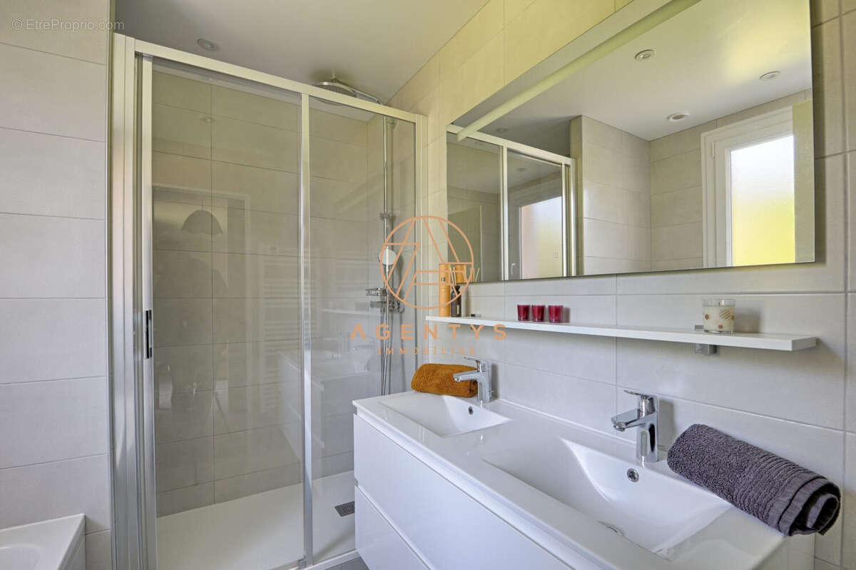 Maison à LE PLESSIS-TREVISE