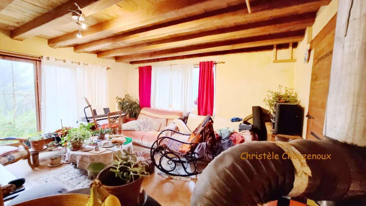 24290 SERGEAC : Maison Périgourdine sur 5000 m² - photo 5