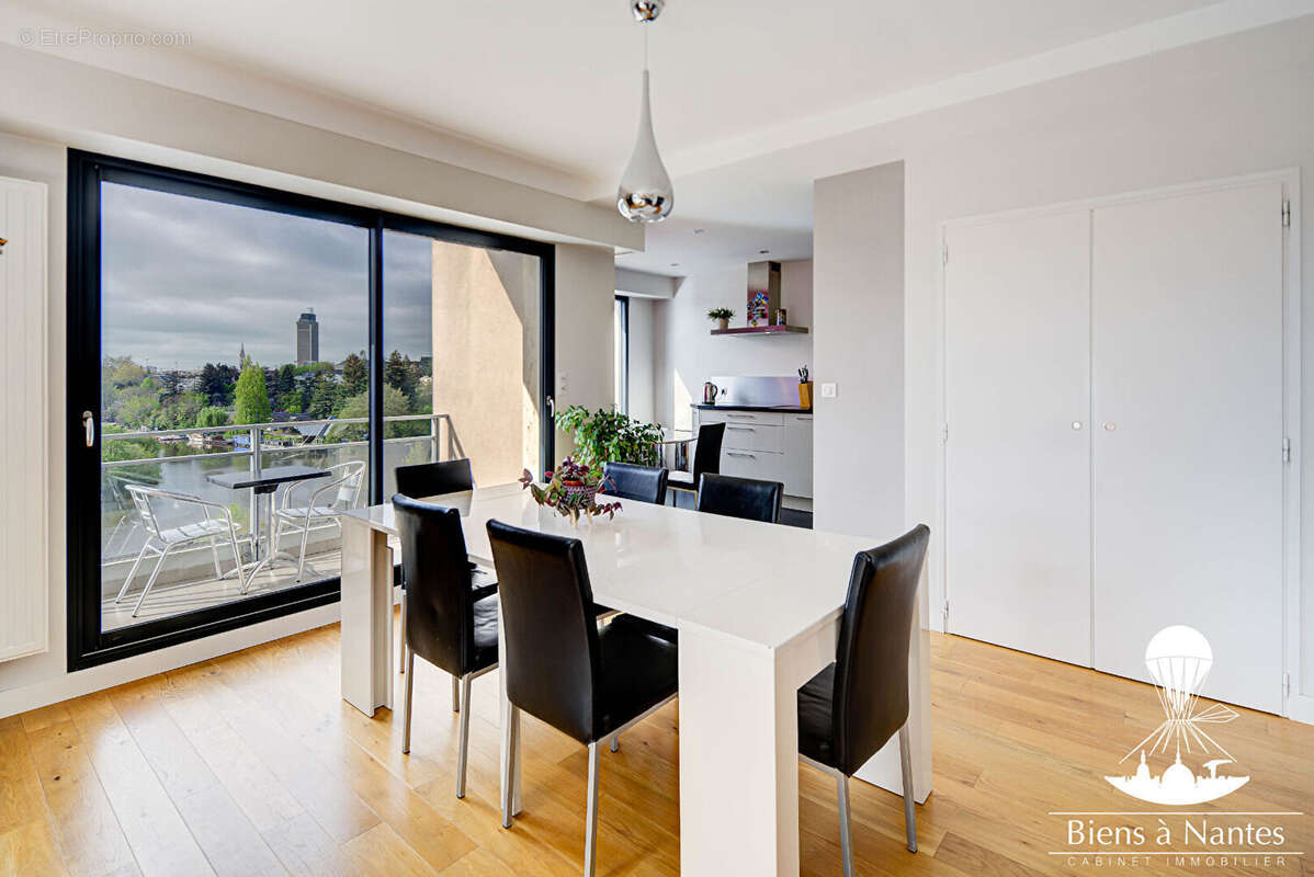 Appartement à NANTES