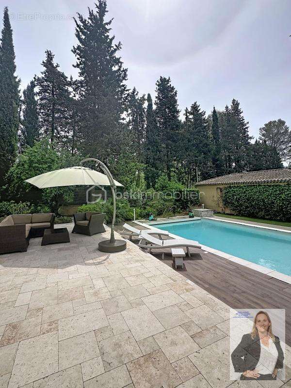 Maison à MOUGINS