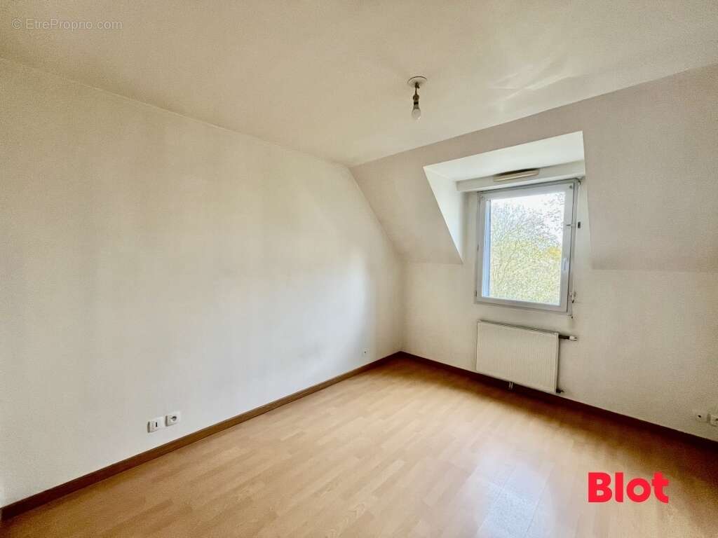 Appartement à NOYAL-CHATILLON-SUR-SEICHE