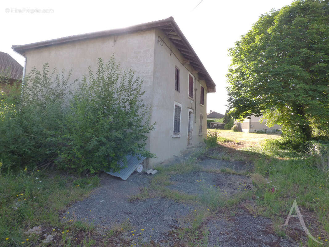 Maison à SAINT-ETIENNE-DE-SAINT-GEOIRS