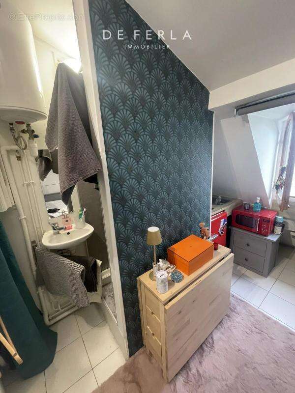 Appartement à PARIS-7E