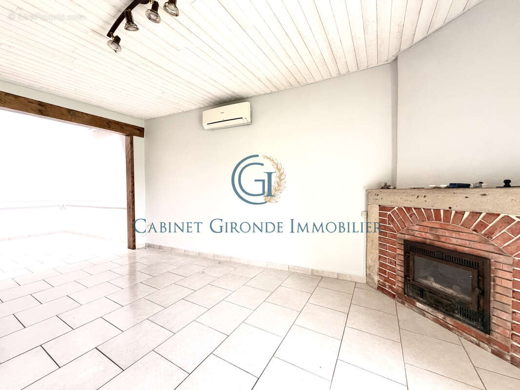 Maison à GIRONDE-SUR-DROPT