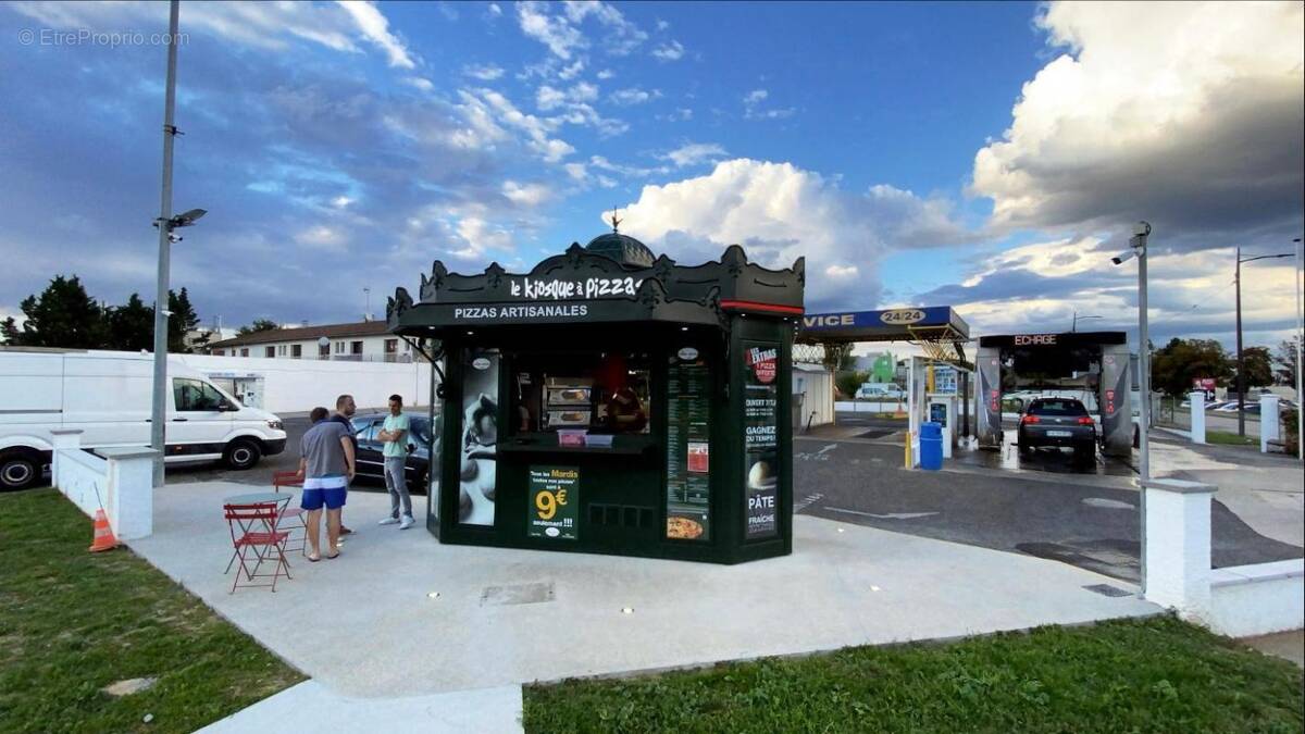 Commerce à VIGNEUX-SUR-SEINE