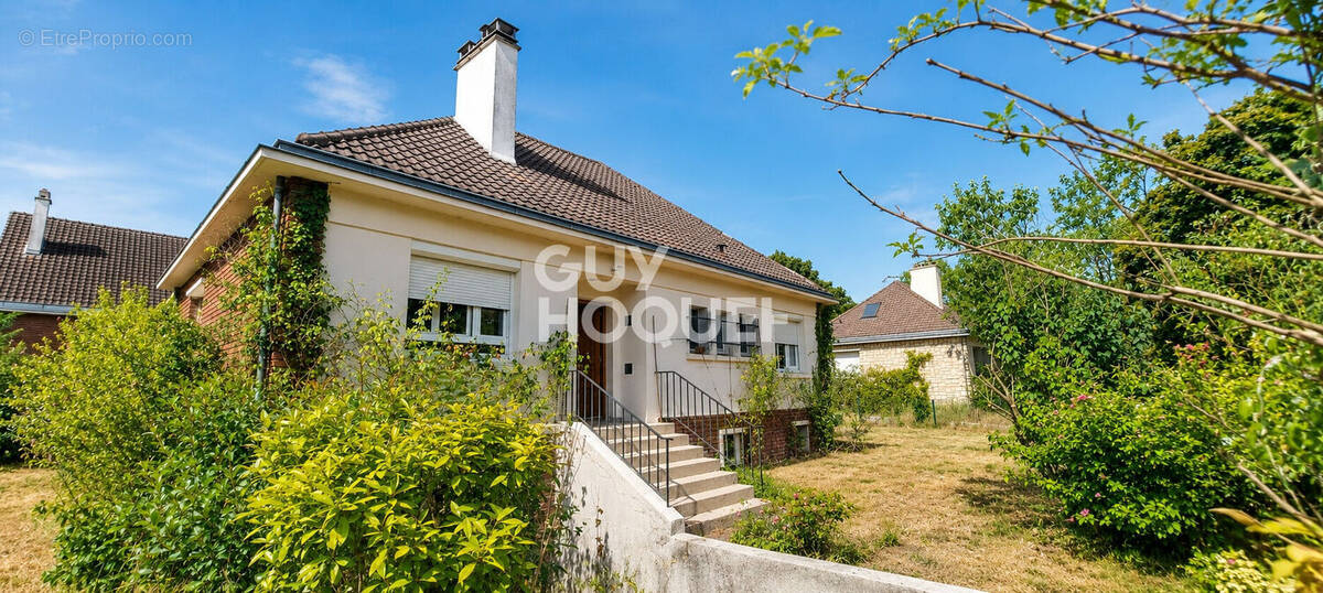 Maison à AUBERGENVILLE