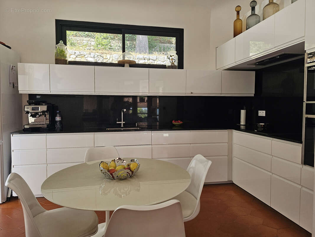 Maison à SAINT-VALLIER-DE-THIEY