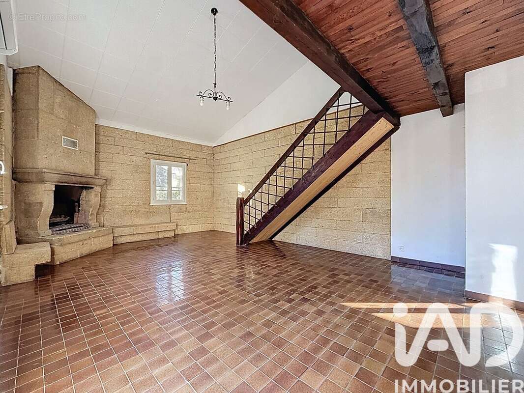 Photo 3 - Maison à UCHAUX