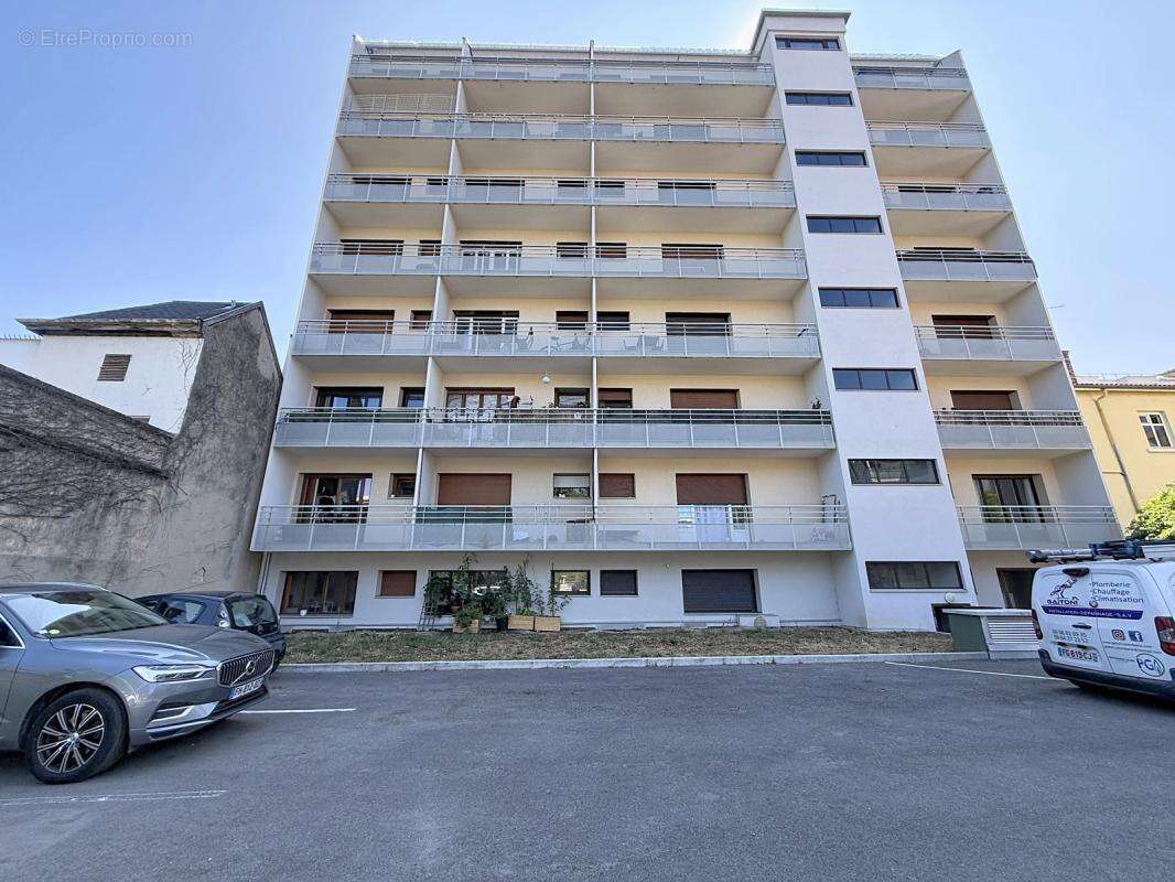 Appartement avec balcon et parking vendu loué - photo 12