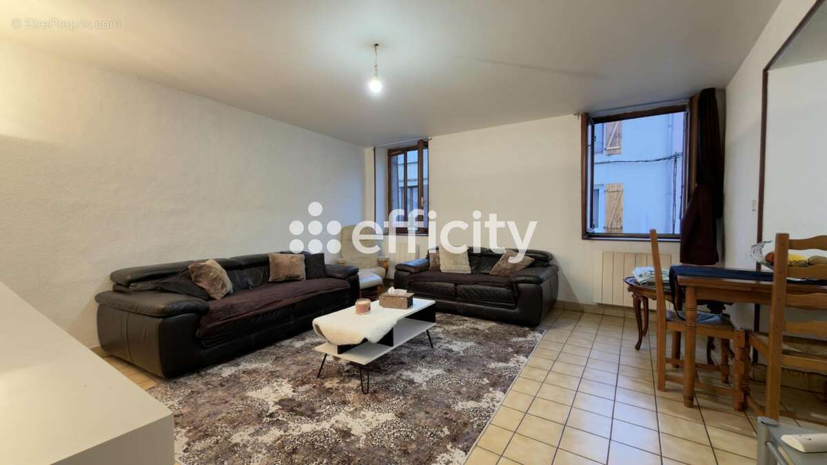 Appartement à LE PEAGE-DE-ROUSSILLON