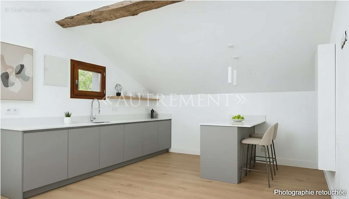 Appartement à SAINT-SULPICE