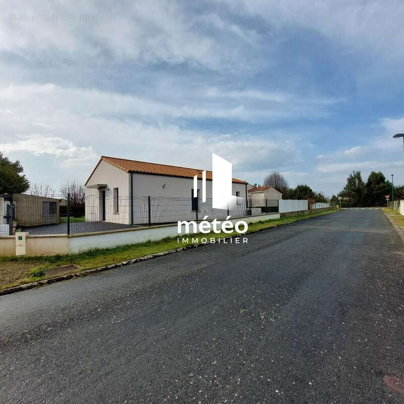 Maison à ANGLES