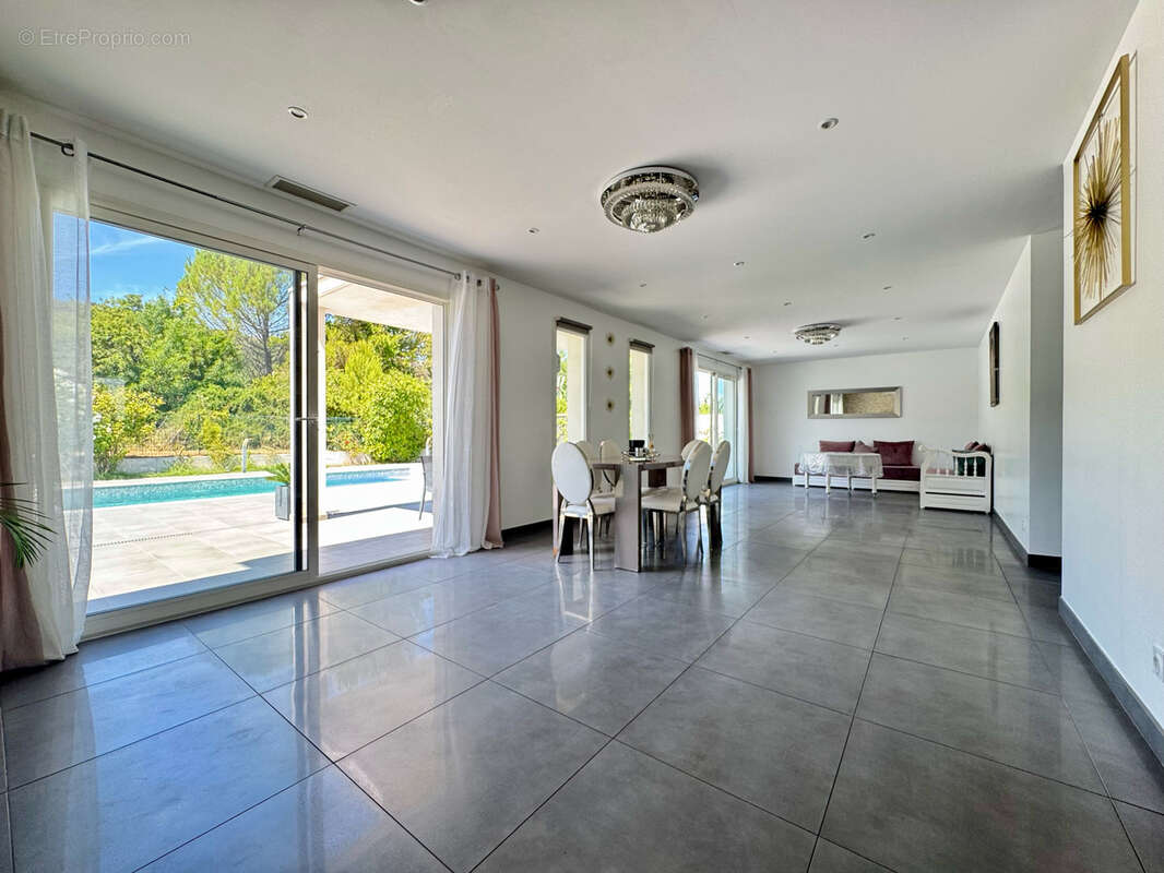 Maison à MONTARNAUD