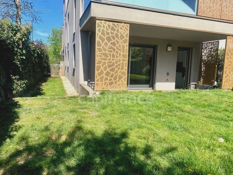 Appartement à TASSIN-LA-DEMI-LUNE