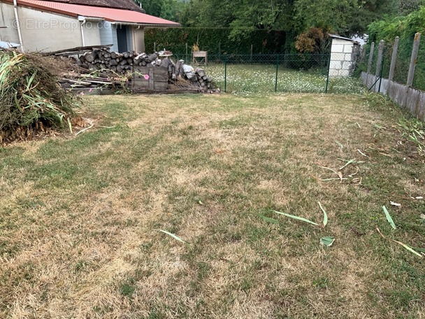 Maison à COUSSAY-LES-BOIS
