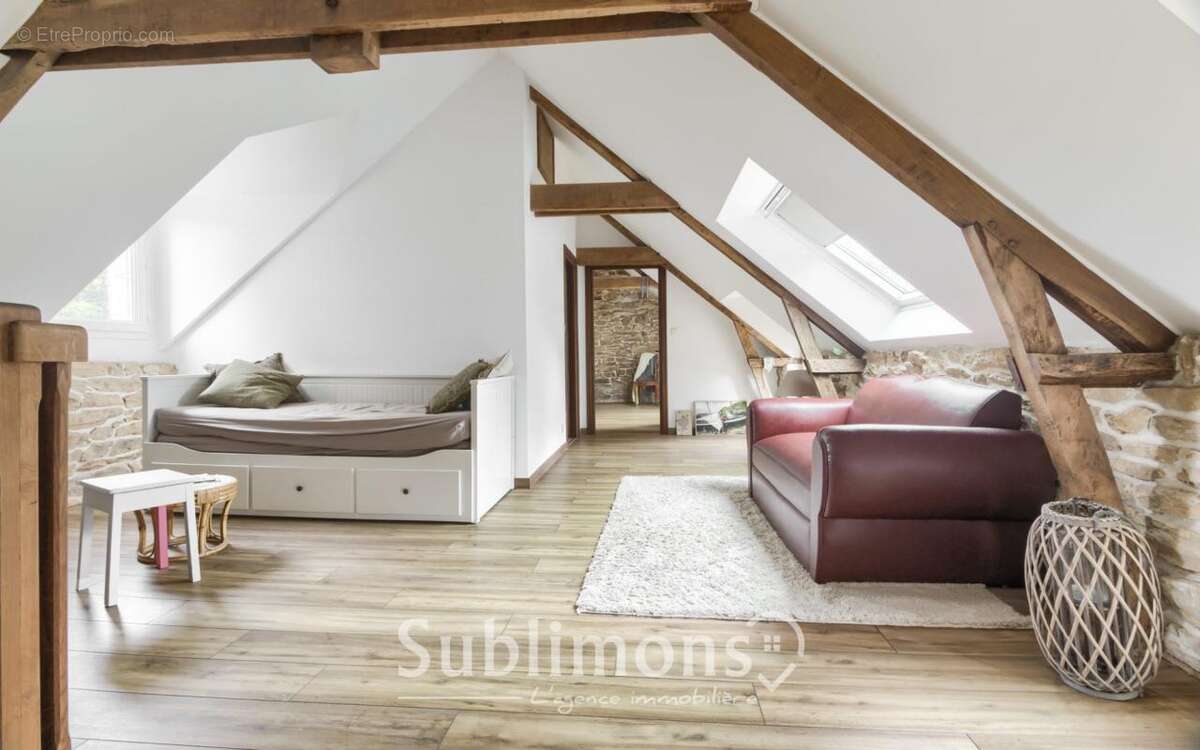 Maison à GRAND-CHAMP