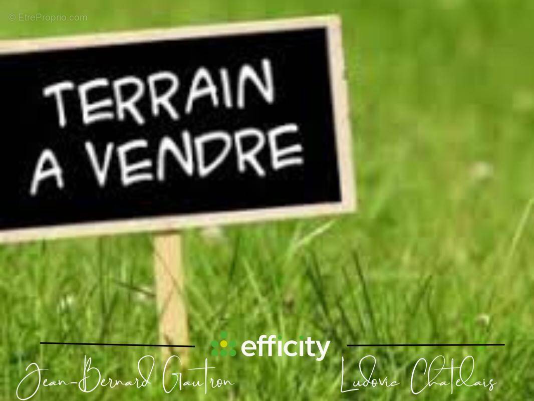 Terrain à SAINT-GONLAY