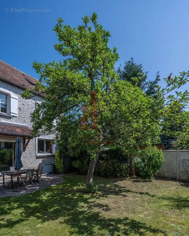 Maison à BOURRON-MARLOTTE