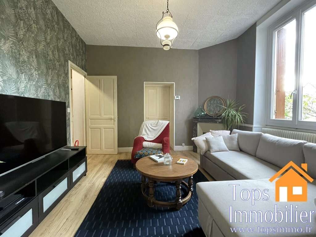 Maison à VILLEFRANCHE-DE-ROUERGUE