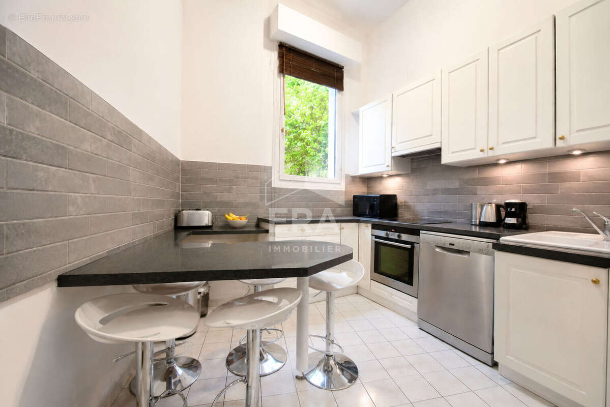 Appartement à ISSY-LES-MOULINEAUX