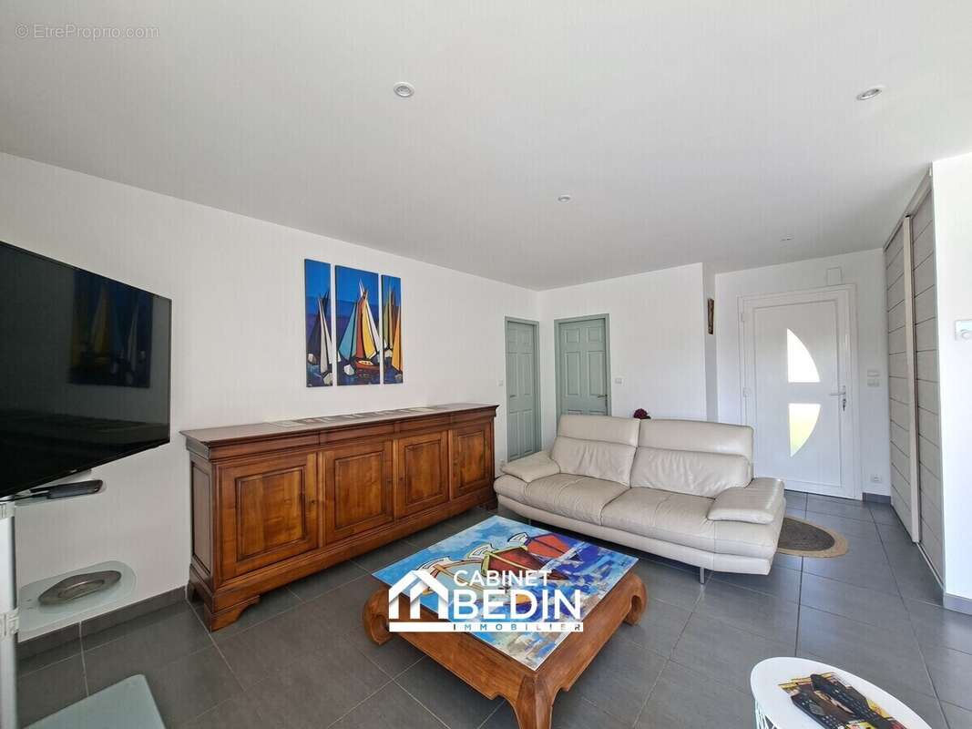 Maison 170 m² à Ares  - photo 5