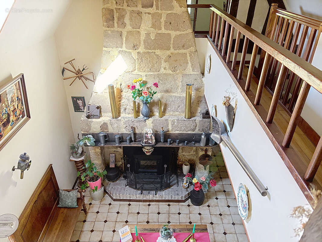 Maison à CASTILLON-EN-AUGE