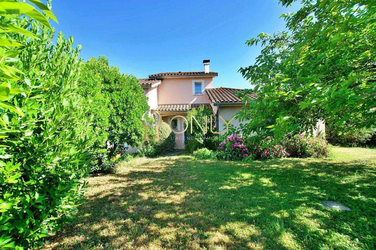 Savigneux - maison - 5 chambres - photo 7