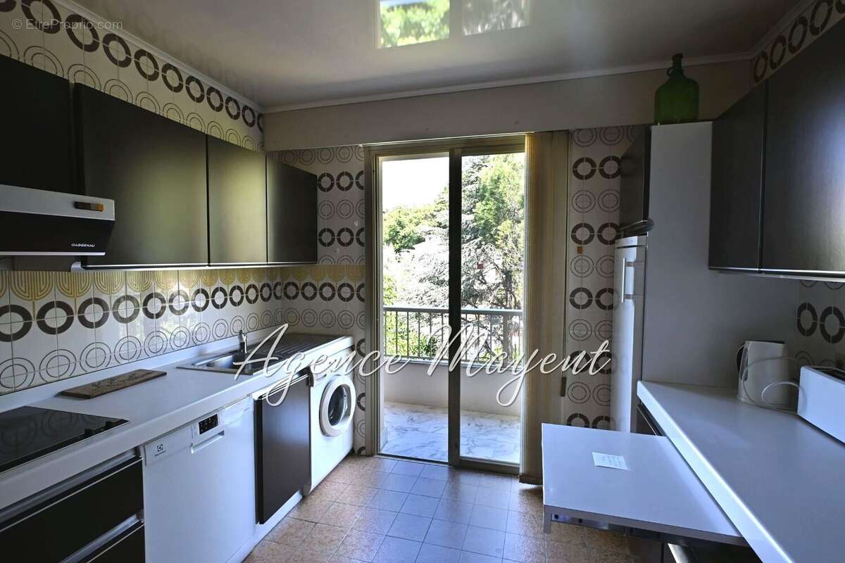 Appartement à LE CANNET