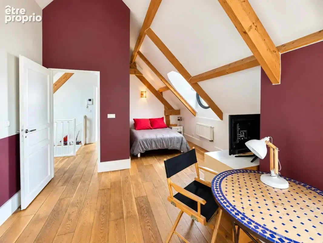 Exclusivité — Villa familiale aux volumes exceptionnels, jardins et studio indépendant — Issy-les-Moulineaux - photo 12