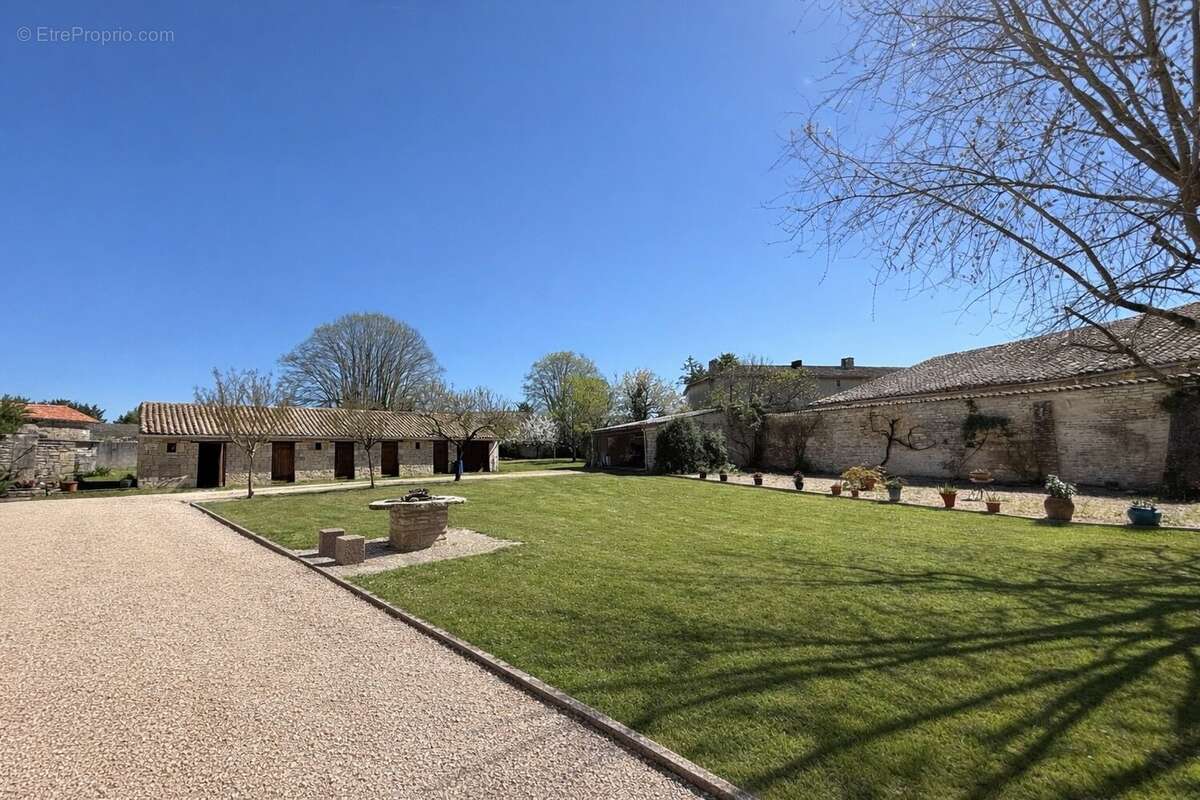 Maison à SAINTE-SOLINE