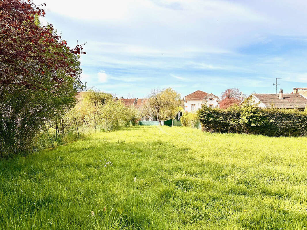 Terrain à GERBEVILLER