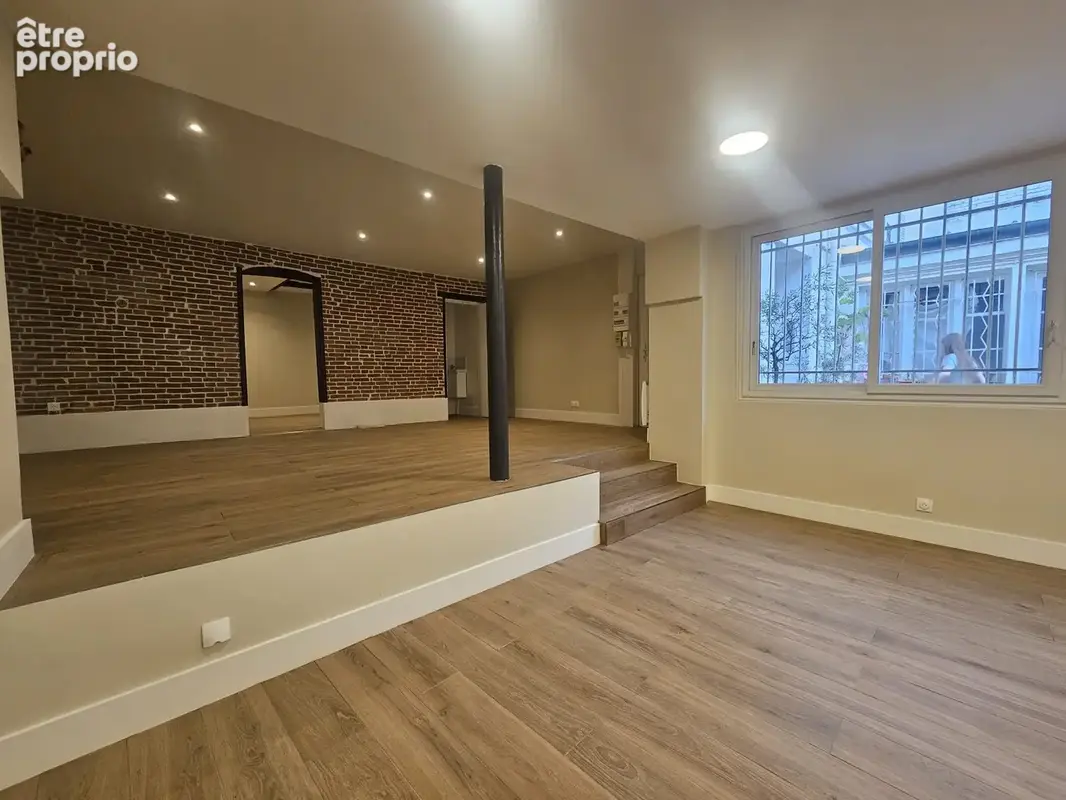 Commerce 80 m² à vendre à Paris-11e (75011) - photo 3